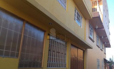 Edificio en venta en San Pablo Autopan, Toluca, México