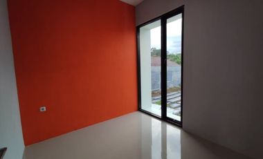 DIJUAL RUMAH BARU 2 LANTAI JOYO AGUNG DINOYO KOTA MALANG