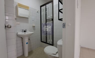 COD. 5921 - SE ARRIENDA APARTAMENTO - BARRIO: CENTRO