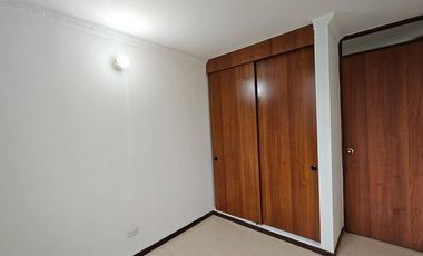 apartamento en arriendo en la hacienda. Cod A9191002