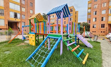 apartamento en arriendo en la hacienda. Cod A9191002