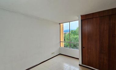 apartamento en arriendo en la hacienda. Cod A9191002