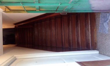 Importante vivienda de dos plantas con local, zona céntrica de Ingeniero Allan, Florencio Varela