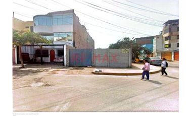 Venta De Terreno En Los Portales De Javier Prado - Ate