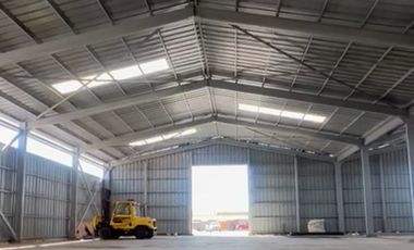Centro logístico con arriendo de bodegas y almacenaje en nuevo barrio industrial Nudo Uribe Antofagasta
