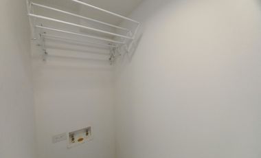 apartamento en arriendo en c.r valle verde del campestre piso 14. Cod A13747