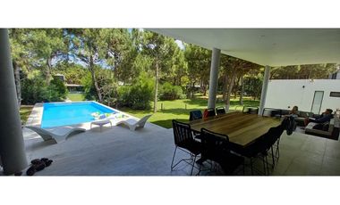 COSTA ESMERALDA - RESIDENCIAL I 129 - ALQUILER
