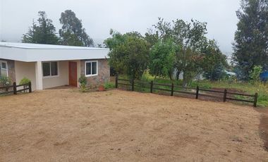 Casa en Venta en Parcela en condominio con Casa recién construída