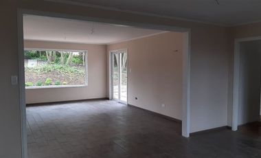 Casa en Venta en Parcela en condominio con Casa recién construída