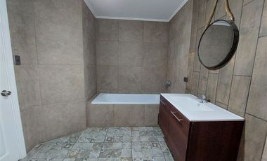 Casa en Venta en Parcela en condominio con Casa recién construída