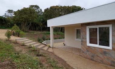 Casa en Venta en Parcela en condominio con Casa recién construída