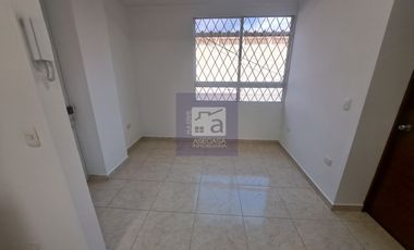 COD. 4857 - SE ARRIENDA APARTAMENTO - BARRIO: COMUNEROS