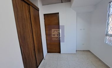 COD. 4857 - SE ARRIENDA APARTAMENTO - BARRIO: COMUNEROS
