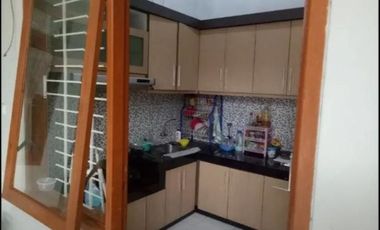 RUMAH MEWAH JEMURSARI STRATEGIS SIAP HUNI