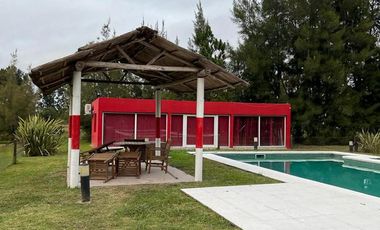 VENTA - Casa -5 dormitorios - Amenities - Los Raigales, Roldán.