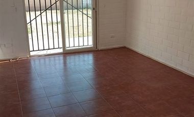Casa en Arriendo de 3 dorm. en Graneros