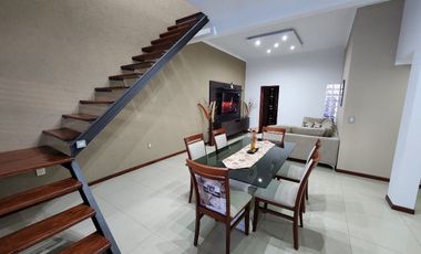 Casa en venta en Lanus Oeste