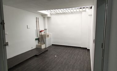 casa en arriendo en ciudad jardín. Cod A17803