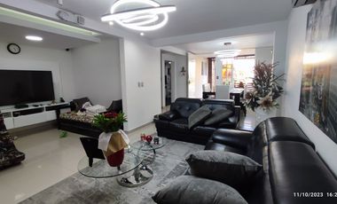 casa en arriendo en ciudad jardín. Cod A17803