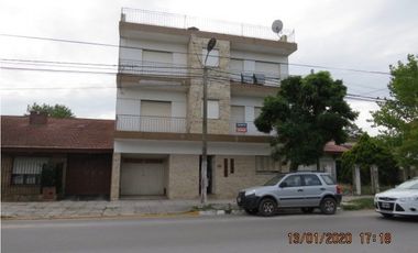 DEPARTAMENTO 1° PISO AL FRENTE