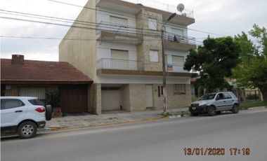 DEPARTAMENTO 1° PISO AL FRENTE
