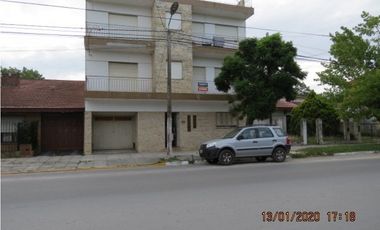 DEPARTAMENTO 1° PISO AL FRENTE