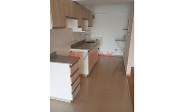 Vendo Dpto. Flat De Estreno 67.40 Mts2.  Santa Beatriz De 2 Dormitorios No Paga Alcabala, Entrega Inmediata.