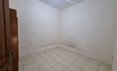 Rumah SHM Strategis 6 Menit ke Gerbang Tol Limo Dibantu KPR J-45457