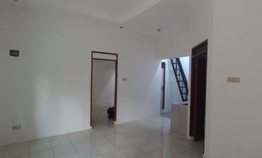 Rumah SHM Strategis 6 Menit ke Gerbang Tol Limo Dibantu KPR J-45457