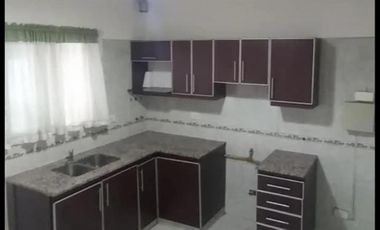PERMUTA - TRIPLEX DE 4 AMBIENTES EN VENTA - PASO DEL REY
