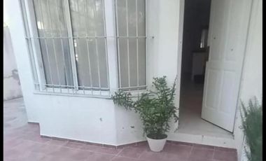 PERMUTA - TRIPLEX DE 4 AMBIENTES EN VENTA - PASO DEL REY