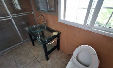 SE VENDE  Casa en Maria Chiquita Colón