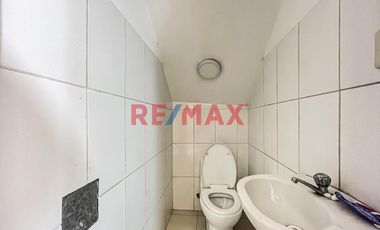 ¡Casa De 4 Pisos En Venta – Ideal Para Vivienda O Inversión!