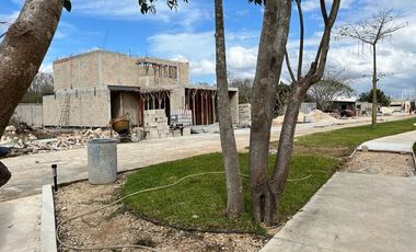 Casa de 3 recámaras en preventa en Temozón Norte