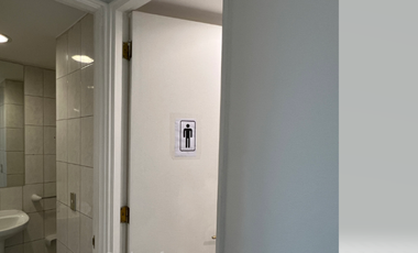 Oficina en Arriendo en Torre Paris/ Metro Los Leones