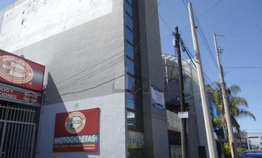 Edificio comercial en venta en Col. El Mirador, Puebla.