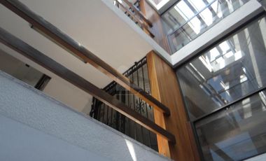 Edificio comercial en venta en Col. El Mirador, Puebla.