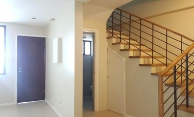 Furnished 2 Bedrooms Townhouse in Mabolo Cebu City
