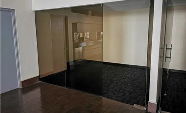 Se Alquila Local comercial 1.241 Mts Bella Vista $14.889.oo