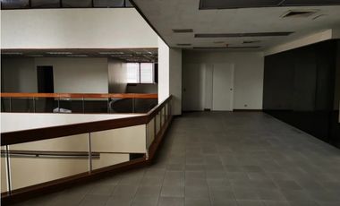 Se Alquila Local comercial 1.241 Mts Bella Vista $14.889.oo