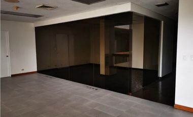 Se Alquila Local comercial 1.241 Mts Bella Vista $14.889.oo