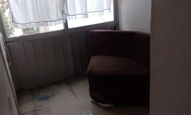 Avenida Central, Metróbus estación  Industrial casa 2 niveles