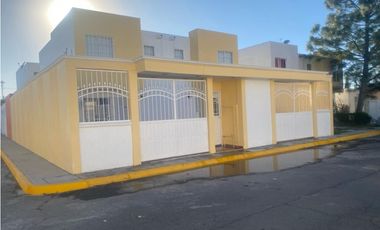 CASA EN VENTA EN TIZAYUCA 180M2