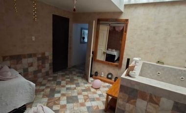 VENTA CASA SOTOMAYOR. Cod V9262