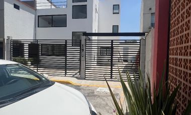 Se Vende Casa en Lomas Verdes, Naucalpan de Juarez ZV1383