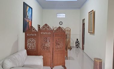 Rumah LT 240 Hadap Selatan dekat Gerbang Tol Joglo Siap KPR J-39685