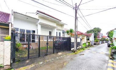 Rumah LT 240 Hadap Selatan dekat Gerbang Tol Joglo Siap KPR J-39685