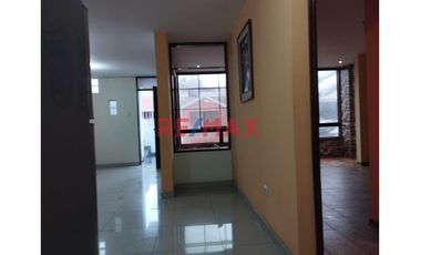 Venta De Casa Mas Departamento En Chorrillos Condominio Las Palmeras