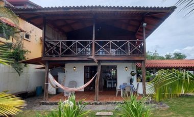 Se vende casa frente al mar, Colón, Viento Frío