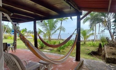 Se vende casa frente al mar, Colón, Viento Frío